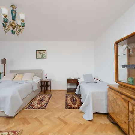 Apartman Atmospheric In The Center With Air Conditioned Living By Renters *